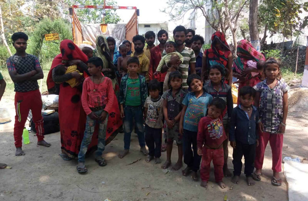 ठेकेदारों तथा भट्ठा मालिकों की आपसी मिली-भगत से दम तोड़ रहे मजदूर परिवार 1 WhatsApp Image 2023 03 28 at 8.32.22 PM