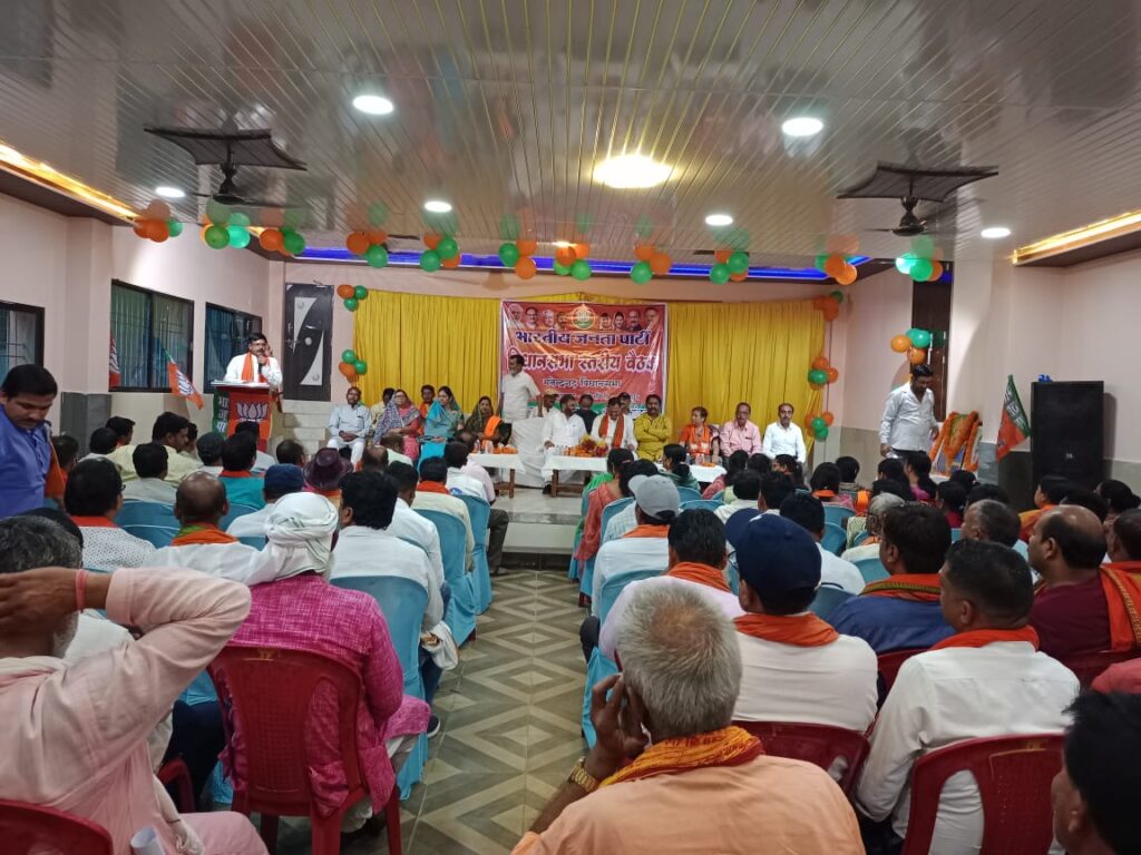 प्रदेश की सरकार अपराधियों को दे रही संरक्षण अपराधों मे हो रही बृद्धि - अखिलेश् 2 WhatsApp Image 2023 04 19 at 81654 PM