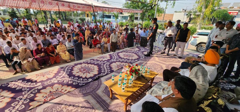 महिला एवं बाल विकास राज्यमंत्री ने पिहोवा विधानसभा के 5 गांवों में किया जनसंवाद कार्यक्रम 2 जनसंवाद में राज्यमंत्री कमलेश ढांडा