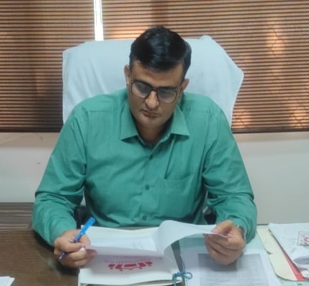 SDM Naseeb Kumar