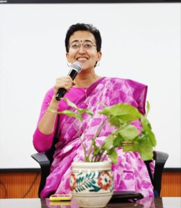 WCD Minister आतिशी ने Delhi के आंगनवाड़ियों को बेहतर बनाने लिया संकल्प 6 IMG 20231021 WA0011