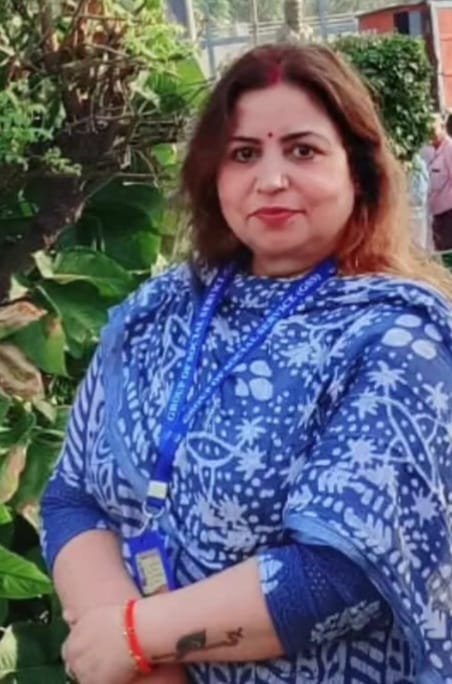 समाजसेवी Savi Chaudhary