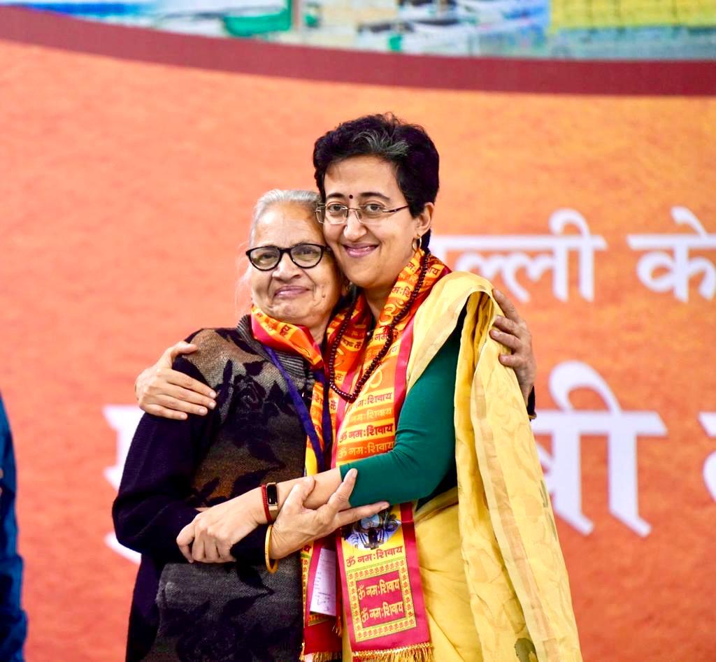मुख्यमंत्री तीर्थयात्रा योजना के तहत 82वीं ट्रेन चार धाम में से एक रामेश्वरम् के लिए रवाना 3 मुख्यमंत्री तीर्थयात्रा योजना