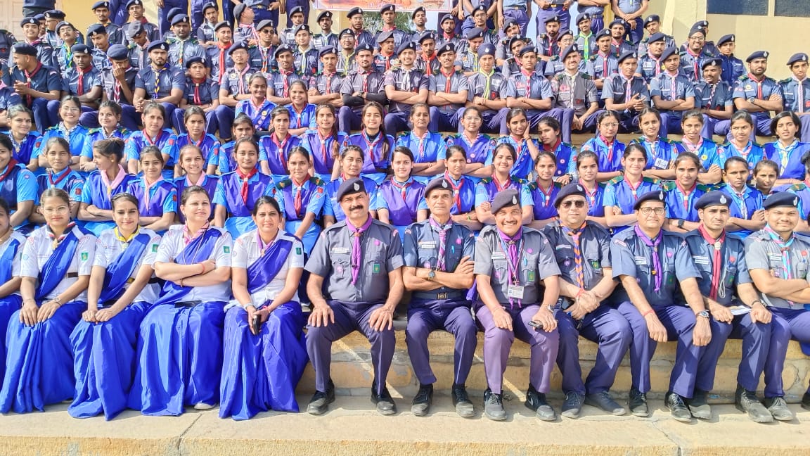 भारत Scout Guide जिला मुख्यालय जैसलमेर अधिकारियों ने किया ध्वजारोहण 3 IMG 20231219 WA0025