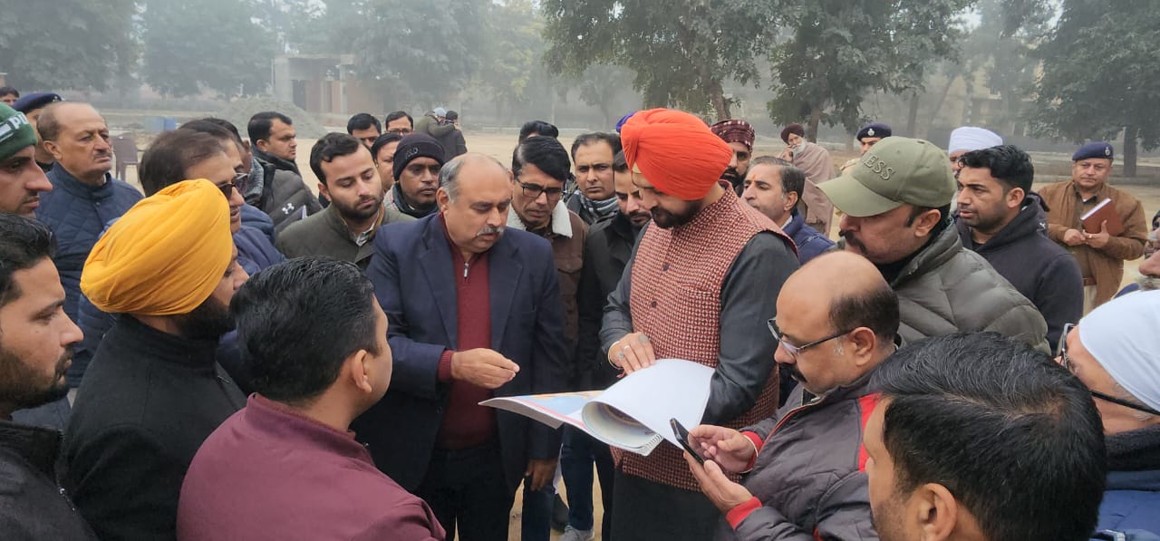 Sandeep Singh ने कहा कि सरस्वती तीर्थ के सौंदर्यकरण का कार्य तेज