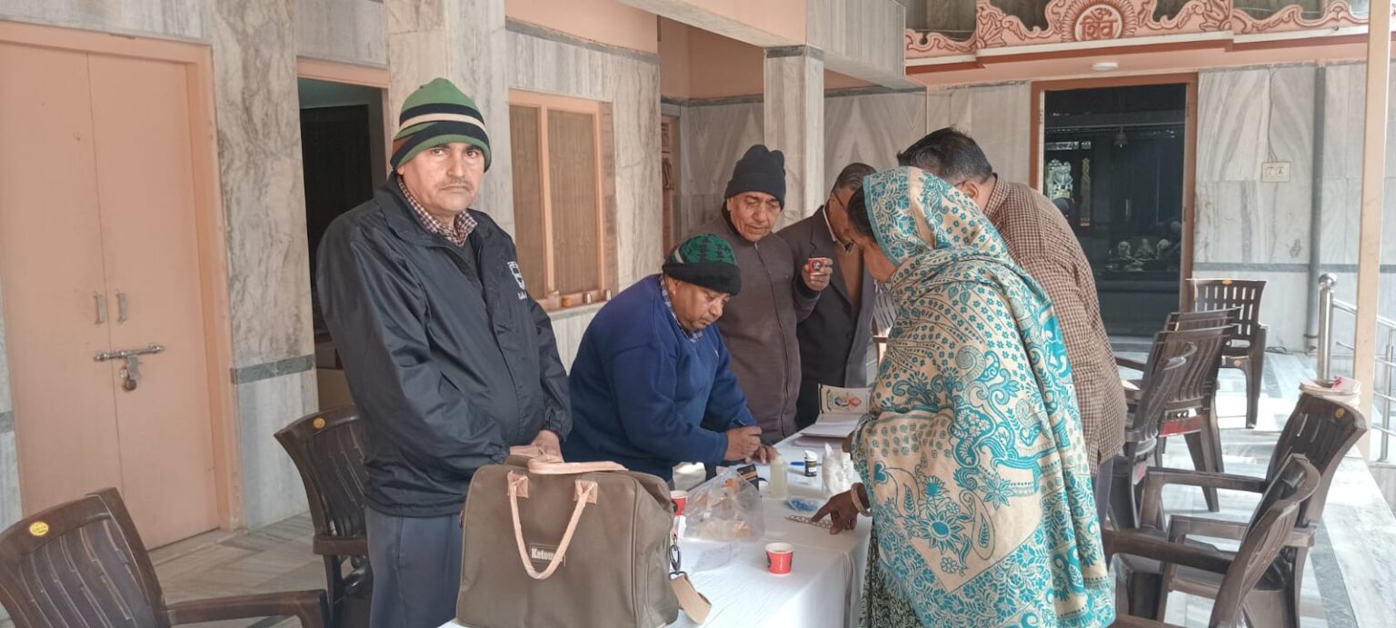 नि:शुल्क Health Camp का आयोजन