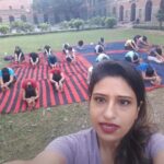 Migraine Pain को दूर करने में योगा है असरदार