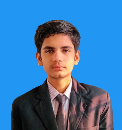 Puneet Kumar ने JEE Mains में 98% अंक प्राप्त कर माता पिता का नाम रोशन किया है 2 Puneet Kumar ने IIT Mains में 98% अंक प्राप्त कर माता पिता का नाम रोशन किया है