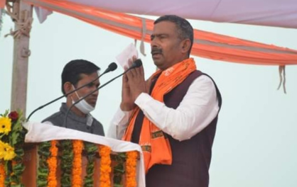 मानिकपुर के एक बीहड़ गांव ने विधायक Avinash Chandra Dwivedi को धन्यवाद पत्र से नवाजा