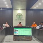 Chitrakoot News: DM चित्रकूट की अध्यक्षता में संचारी रोग निमंत्रण के सम्बन्ध में बैठक संपन्न हुई