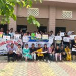 Voter Awareness Program: बाबू अनन्त राम जनता कॉलेज कौल में चुनाव का पर्व-देश का गर्व विषय पर पोस्टर मेकिंग प्रतियोगिता का किया आयोजन
